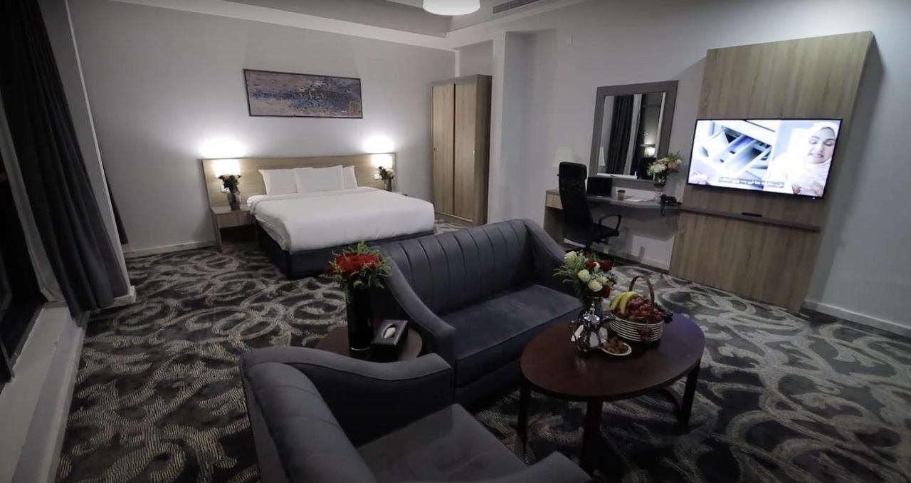 Laten Al Salim Plaza Hotel *