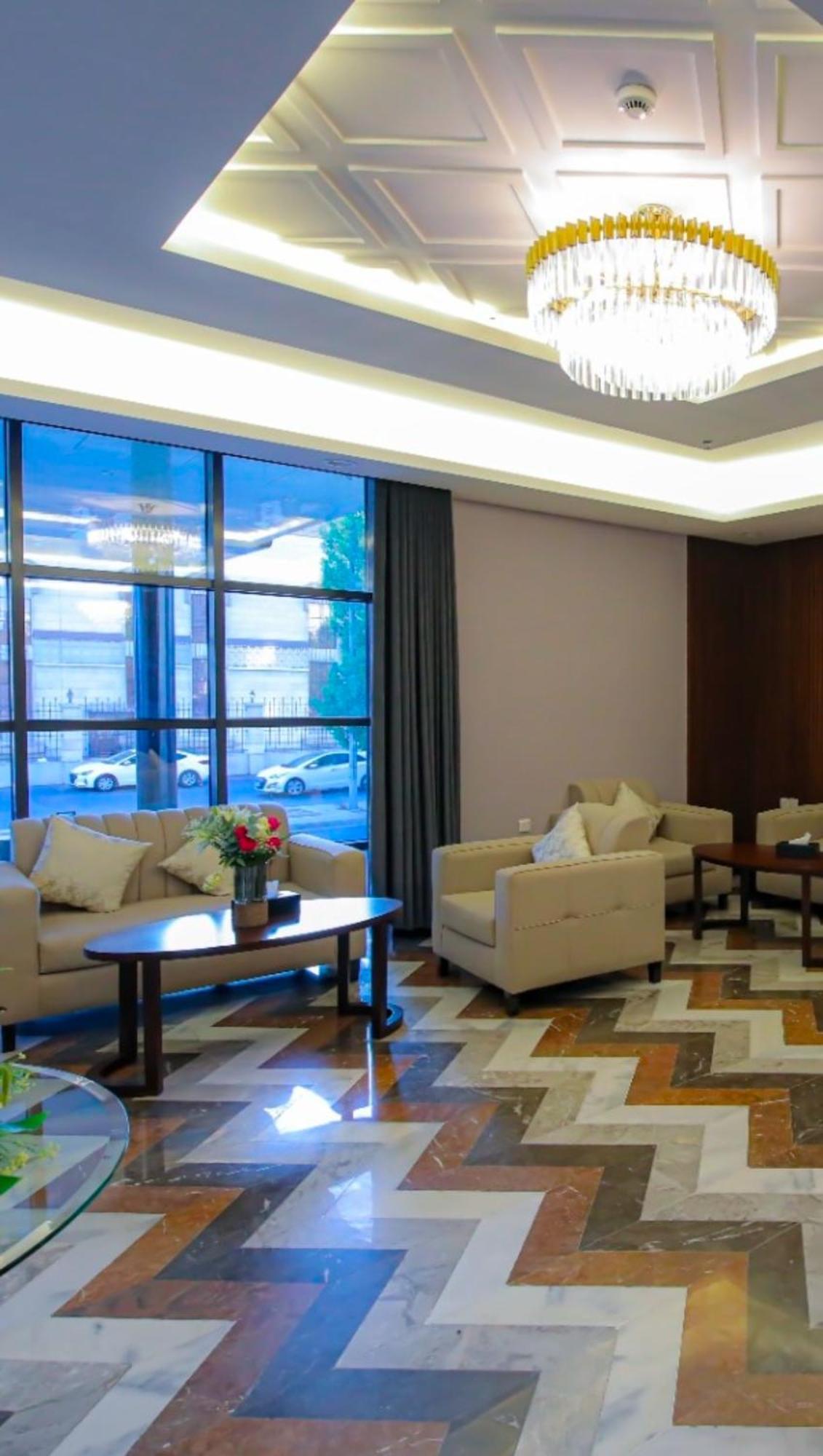 Laten Al Salim Plaza Hotel *